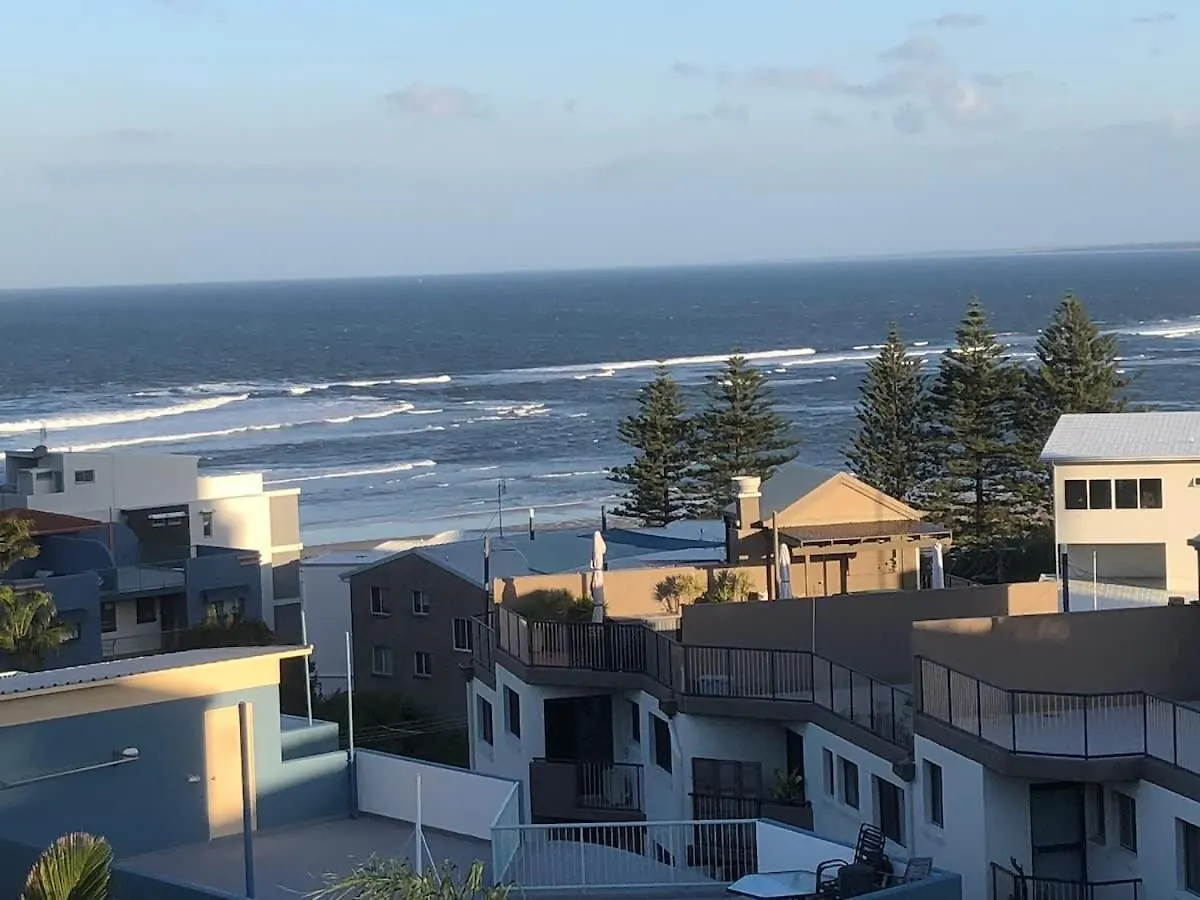 Apartamento Location At Its Best - Ocean Views & Private Rooftop Caloundra Austrália