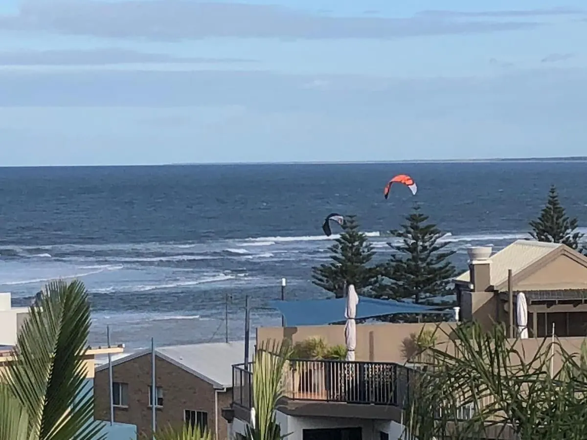Apartamento Location At Its Best - Ocean Views & Private Rooftop Caloundra