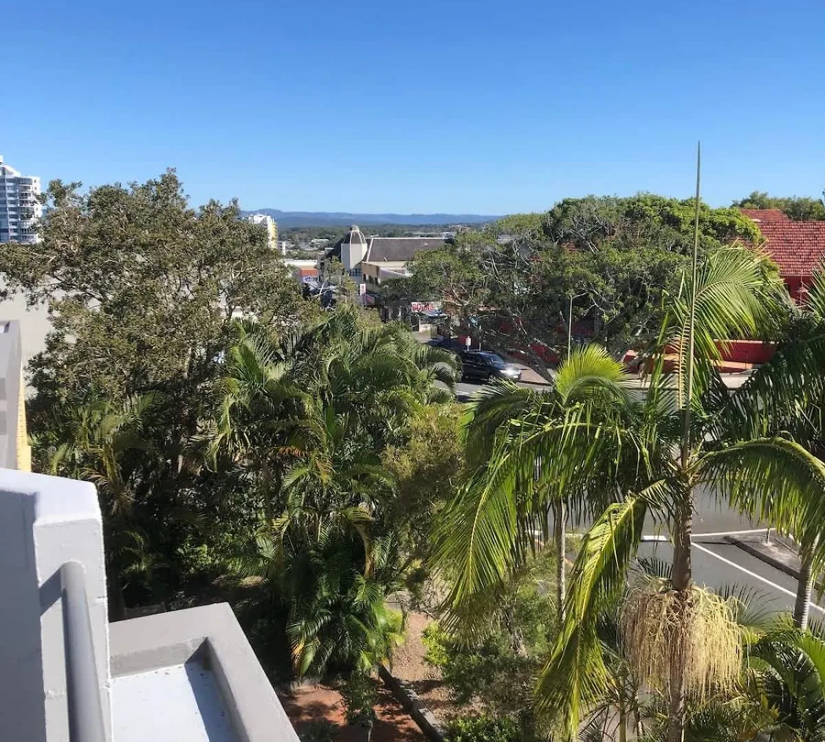 Location At Its Best - Ocean Views & Private Rooftop Caloundra Apartamento